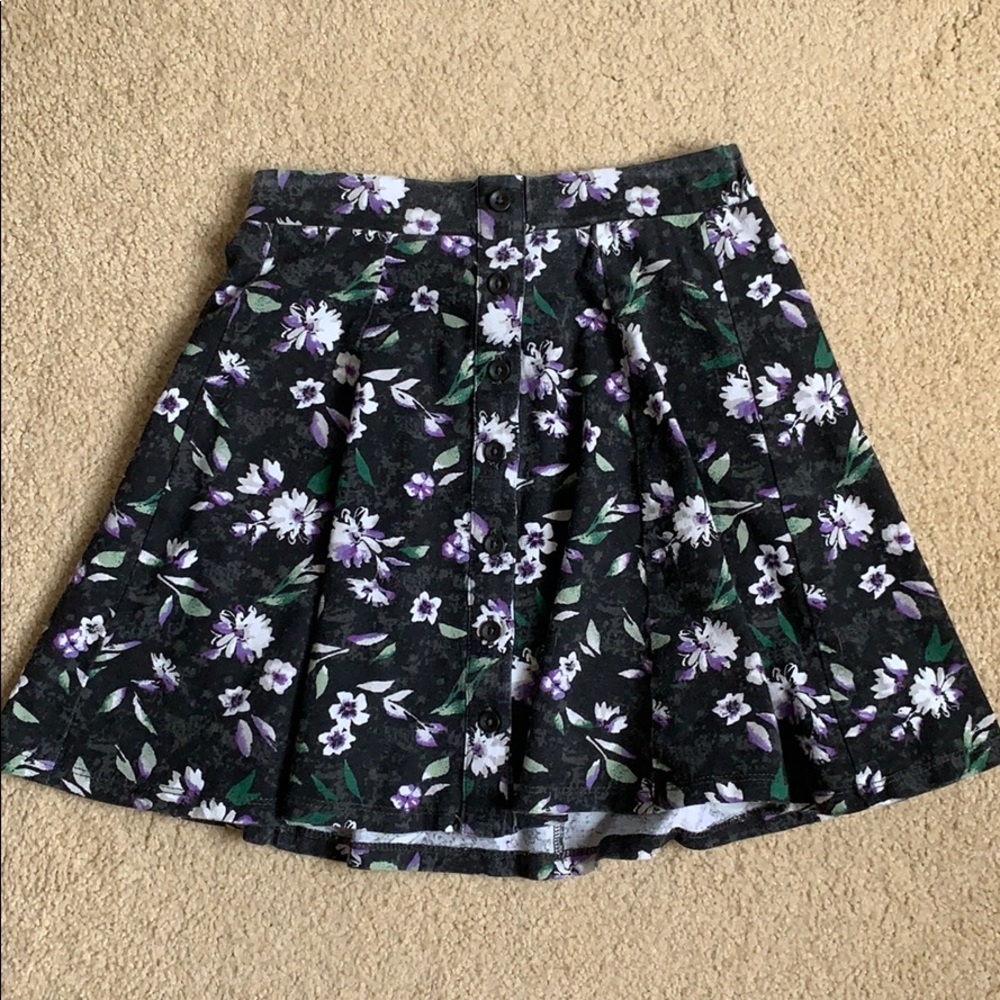 American eagle button up floral skater skirt